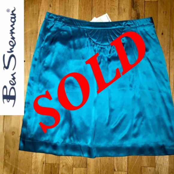 Ben Sherman Dresses & Skirts - ❌SOLD❌Ben Sherman Emerald Green Silk Skirt XL